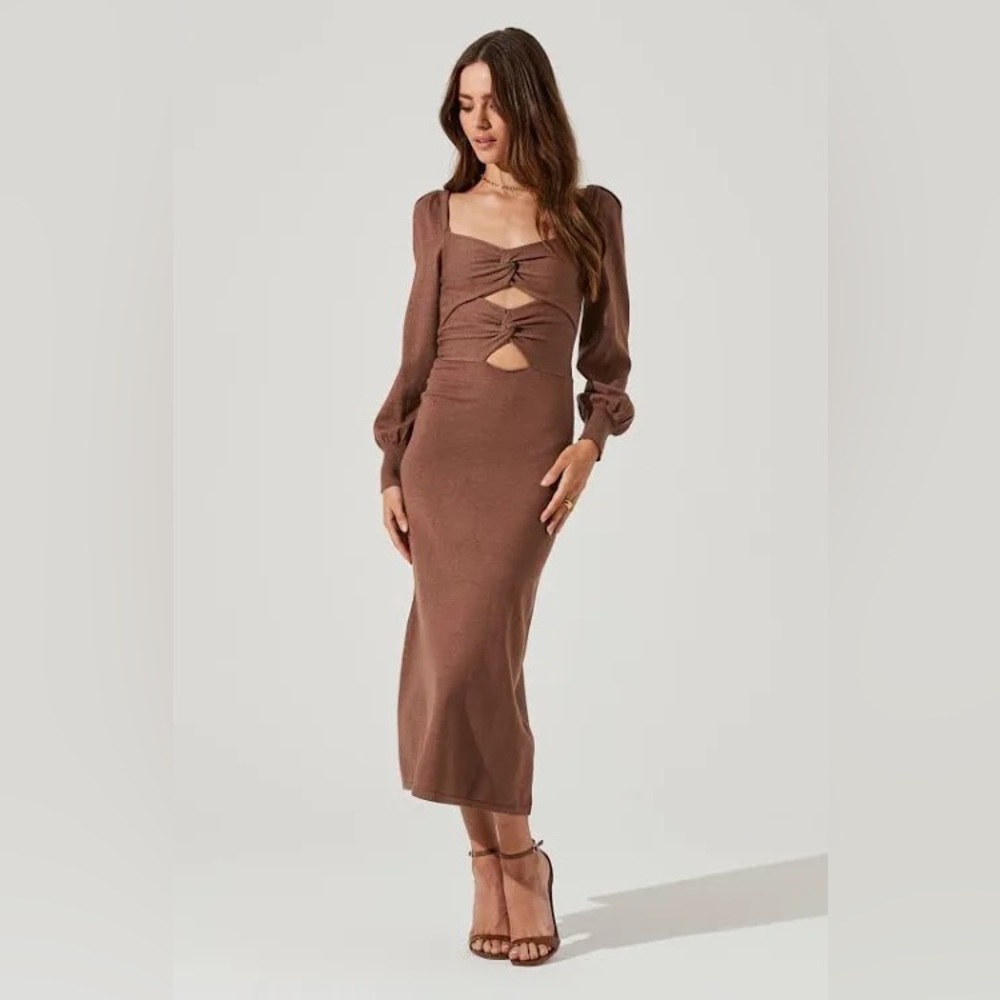 ASTR The Label - Cutout Long-Sleeve Sweater Dress -Size M -Brown
